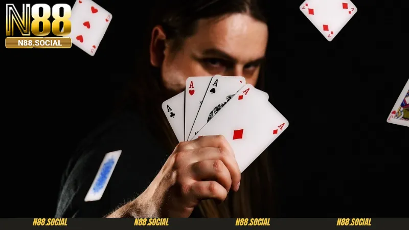 Cách thức hoạt động bluff trong poker là gì